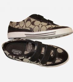 Priya Signature Black & Brown Sneaker